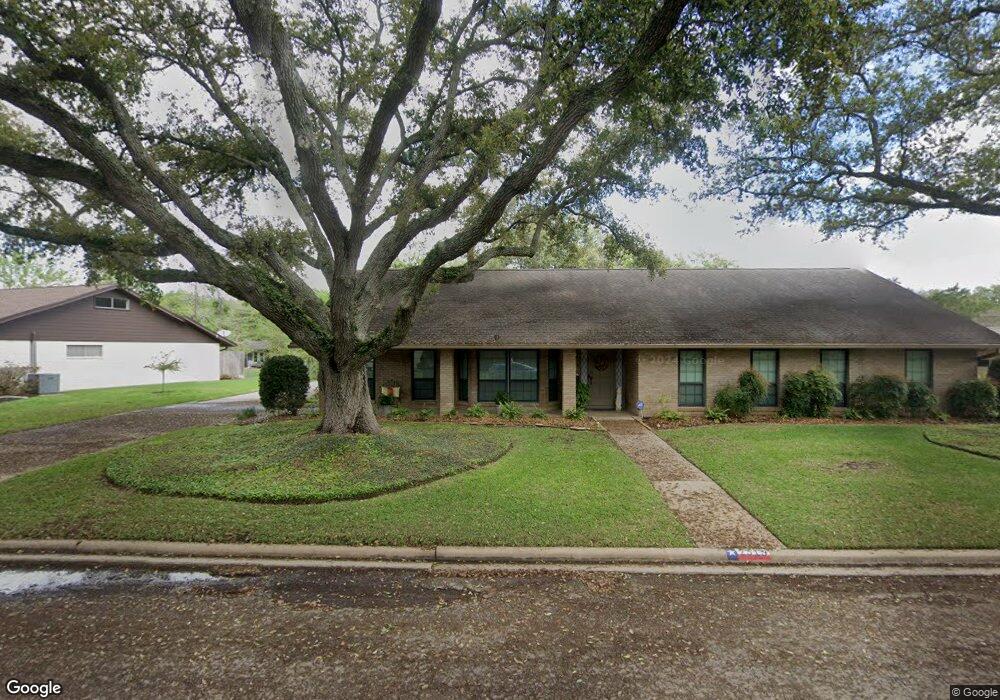 2313 Powell St, Bay City, TX 77414 - photo 1
