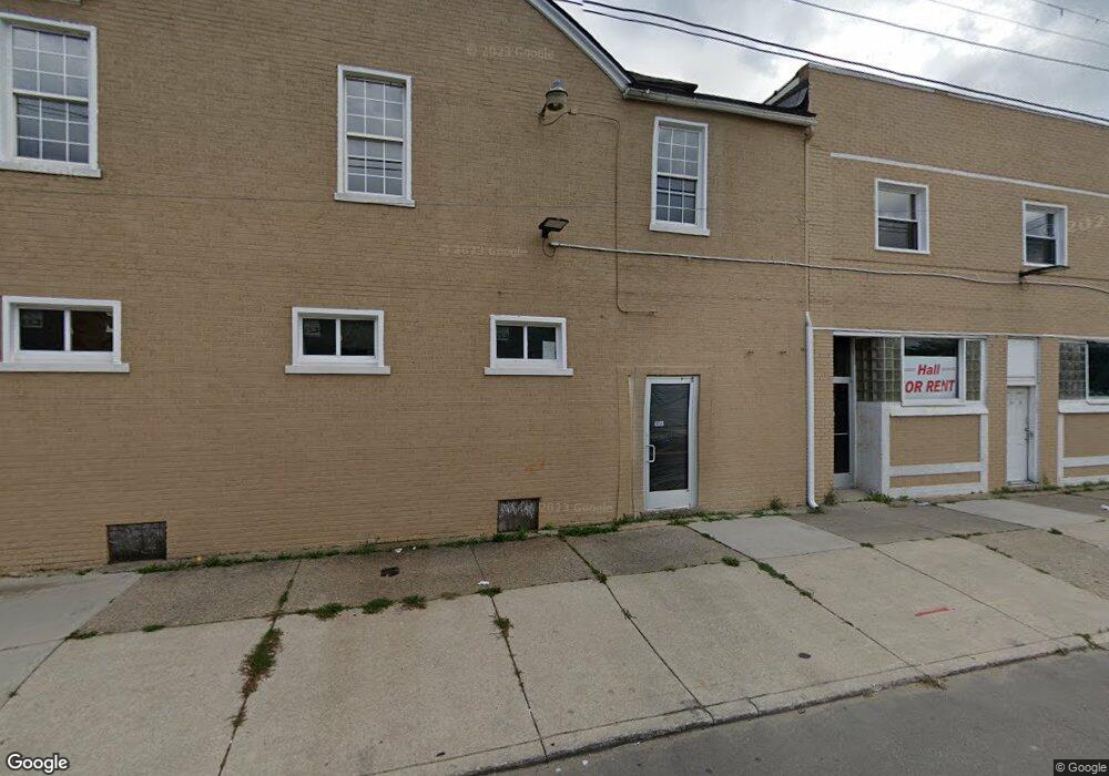 2922 Carpenter St unit A, HamtraMcK, MI 48212 - photo 1