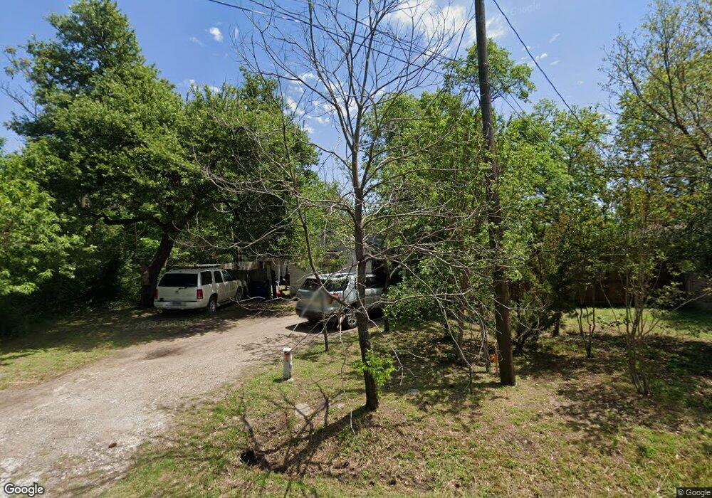 709 E Lampasas St, Ennis, TX 75119 - photo 1