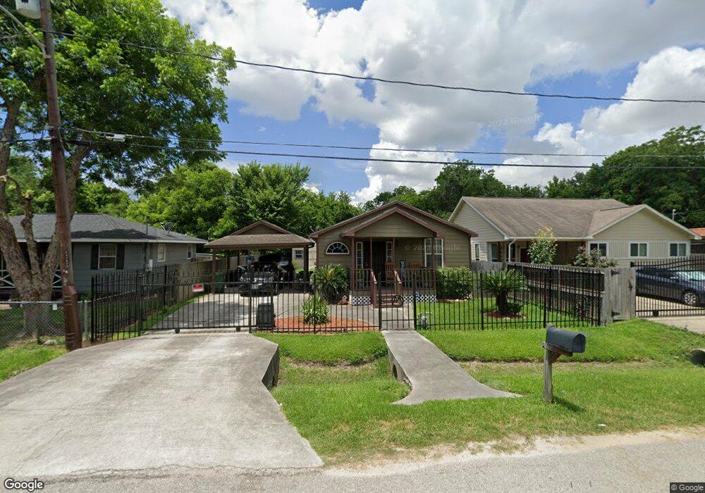 8405 Burg St, Houston, TX 77088 - photo 1