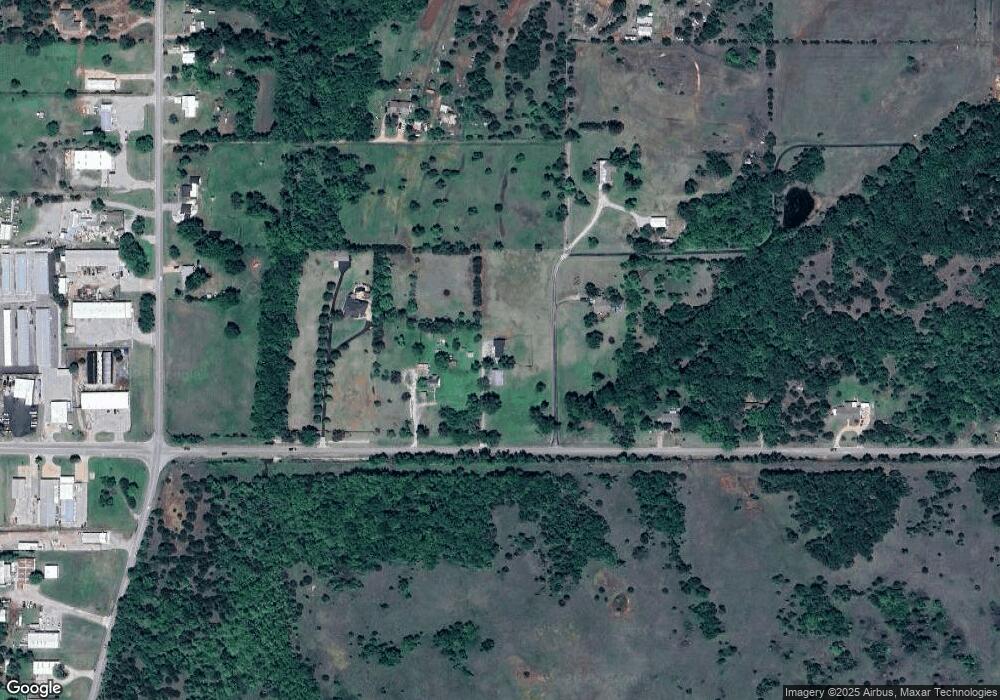 209 W Elk Ave, Duncan, OK 73533 - photo 1