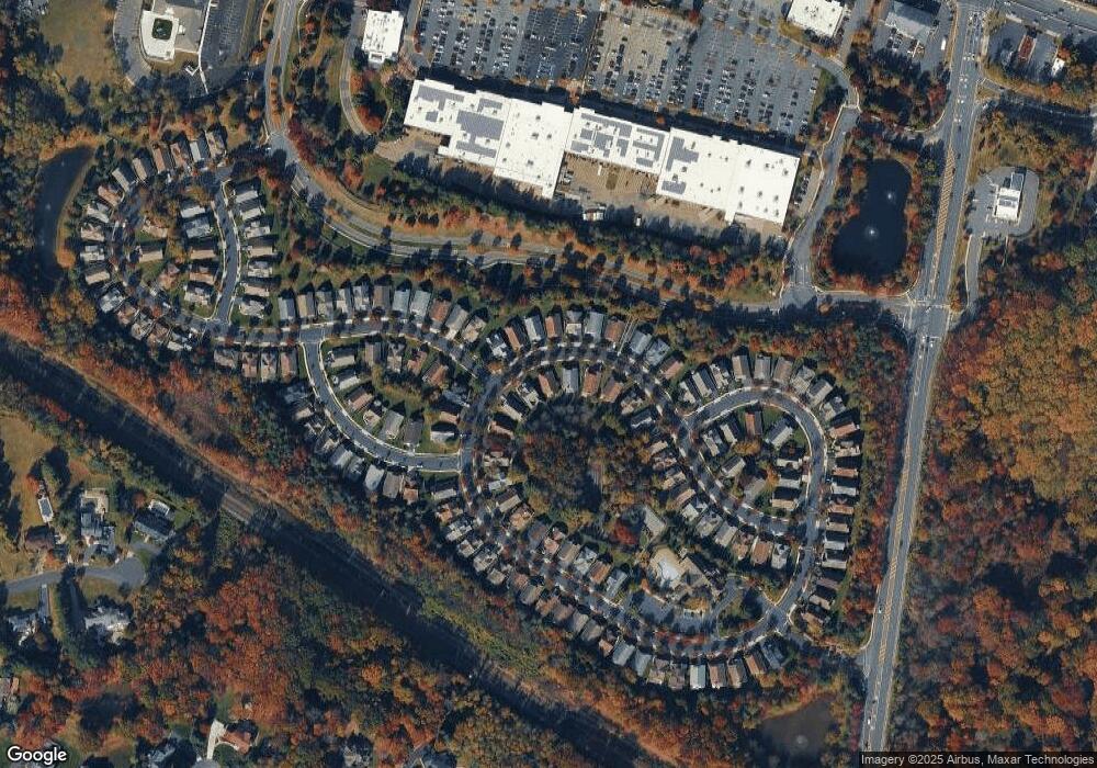 54 Londonberry Dr, Holmdel, NJ 07733 - photo 1