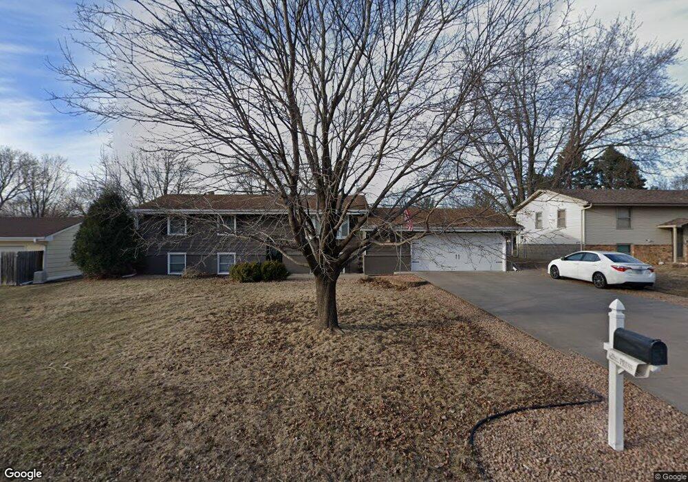 11660 97th Place N, Maple Grove, MN 55369 - photo 1