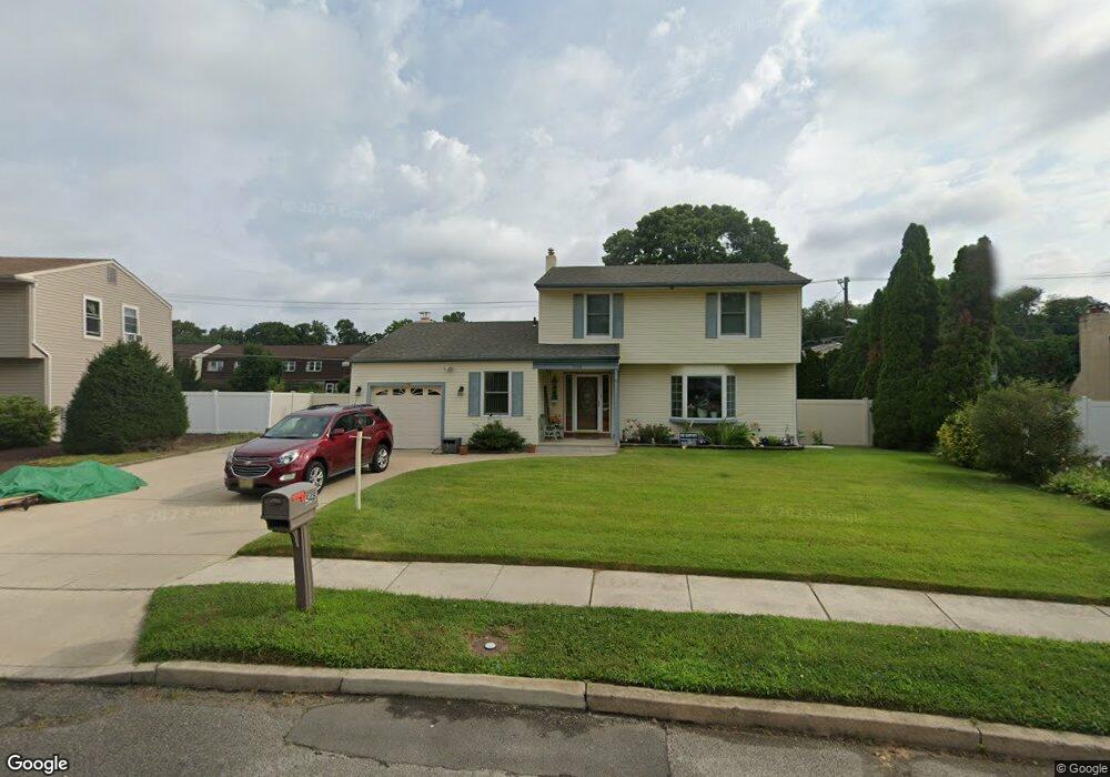 548 Sherry Dr, Runnemede, NJ 08078 - photo 1