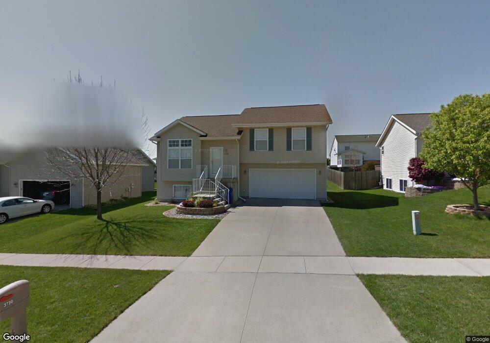 3730 Knight Dr SW, Cedar Rapids, IA 52404 - photo 1