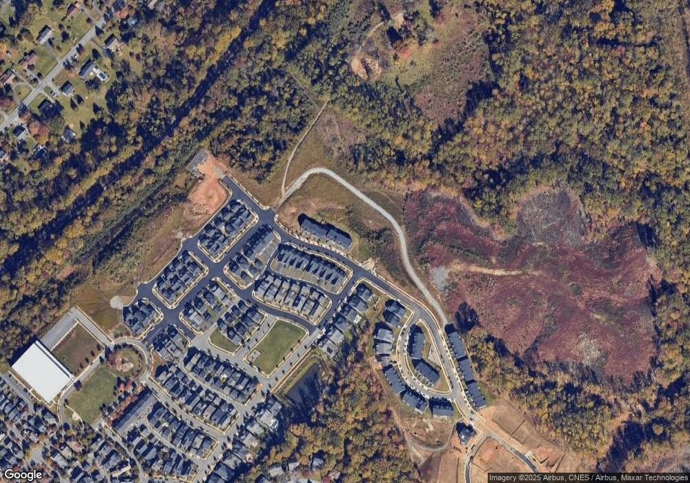 1926 Fowler St, Charlottesville, VA 22901 - photo 1