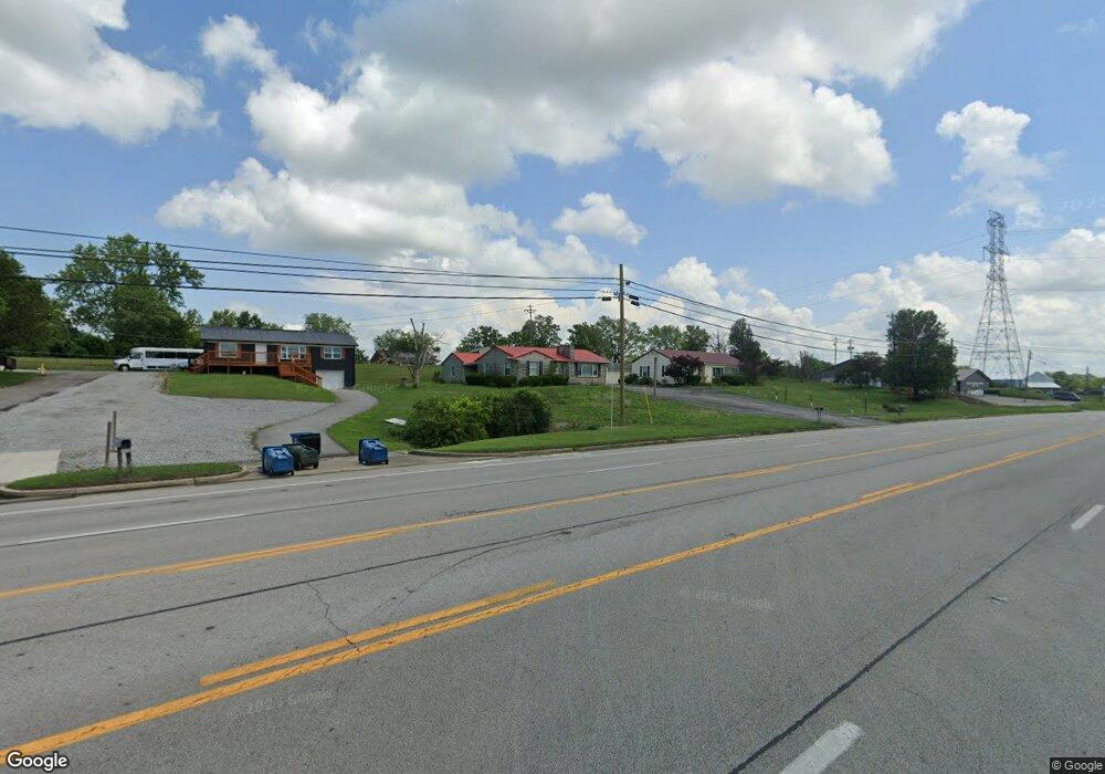 991 S College St, Harrodsburg, KY 40330 - photo 1