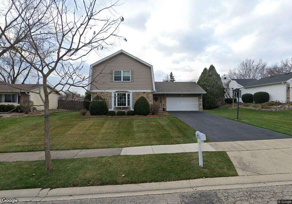 831 Butterfield Dr, Algonquin, IL 60102 - photo 1