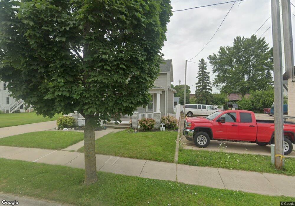 135 E Genesee St, Frankenmuth, MI 48734 - photo 1