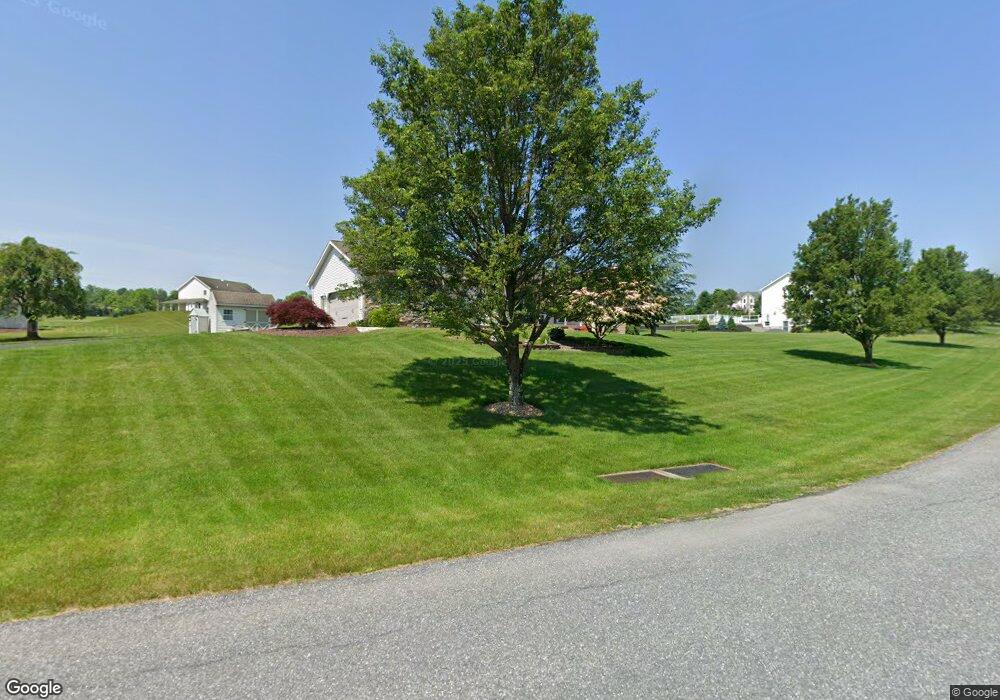 355 Abi Ln, Bath, PA 18014 - photo 1