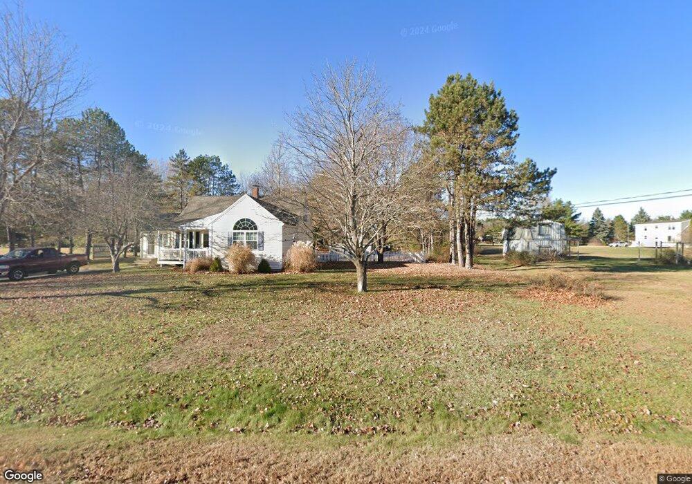 10 Holmgren Rd, Stratham, NH 03885 - photo 1