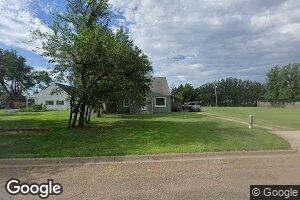1009 W 4th St, Larned, KS 67550