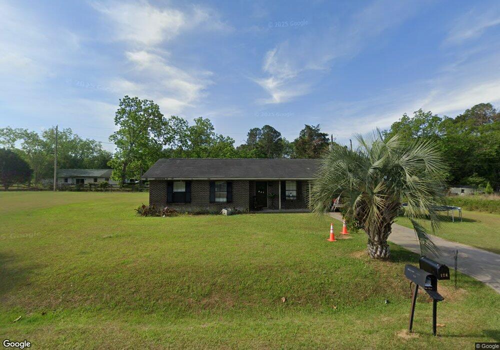 126 Cecil Cir, Fitzgerald, GA 31750 - photo 1