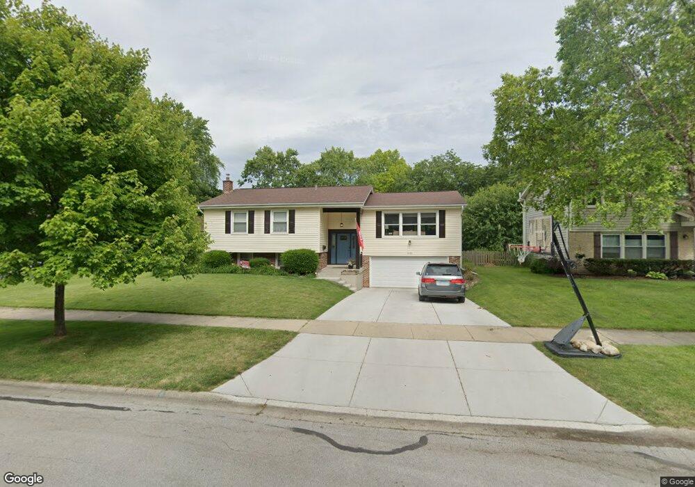 1636 Redpoll Ct, Naperville, IL 60565 - photo 1