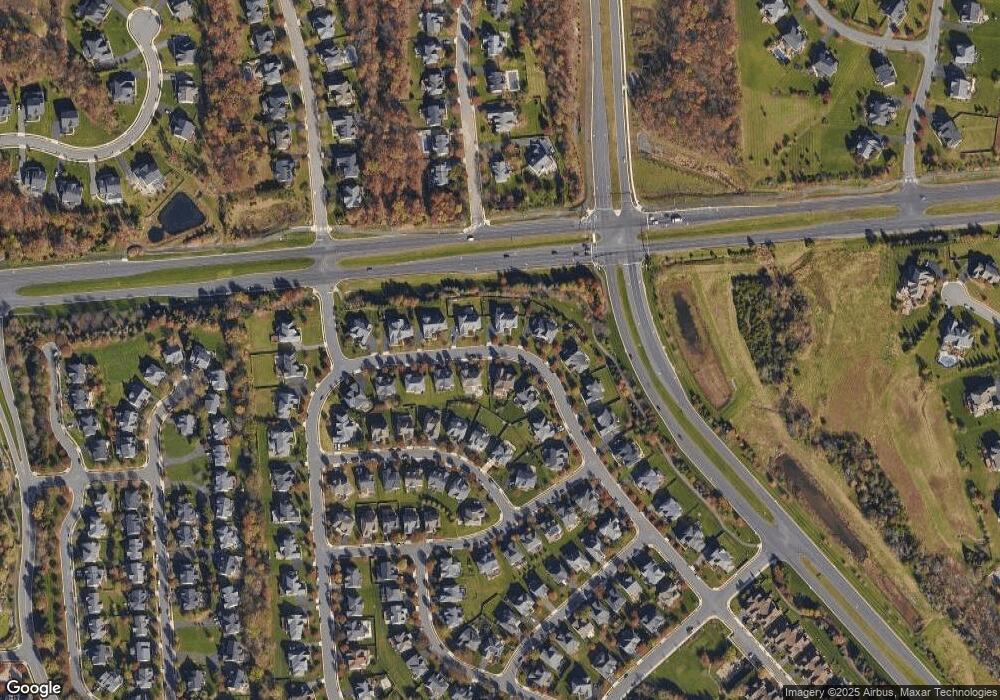 Watson Heights Cir, Ashburn, VA 20148 - photo 1