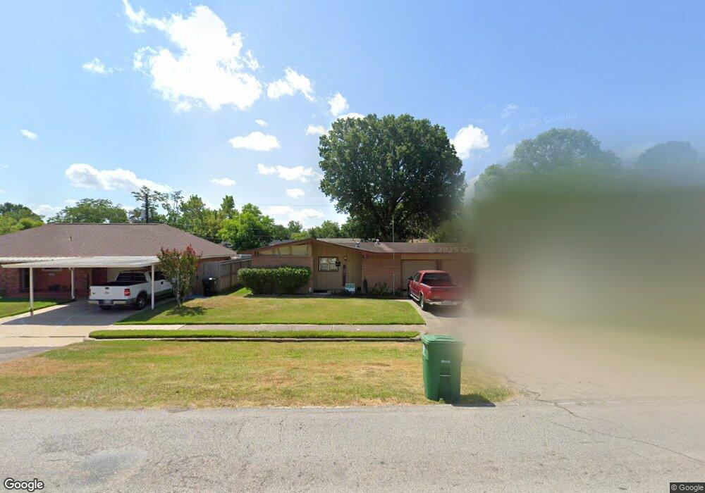 10222 Kingspoint Rd, Houston, TX 77075 - photo 1