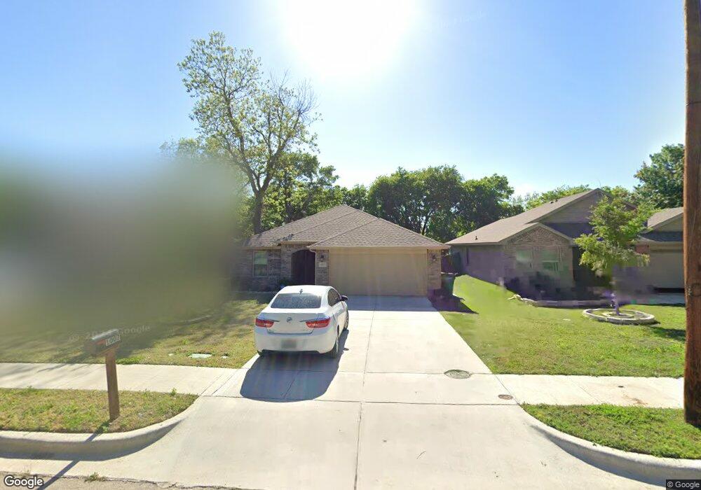 1007 S Taylor St, Gainesville, TX 76240 - photo 1