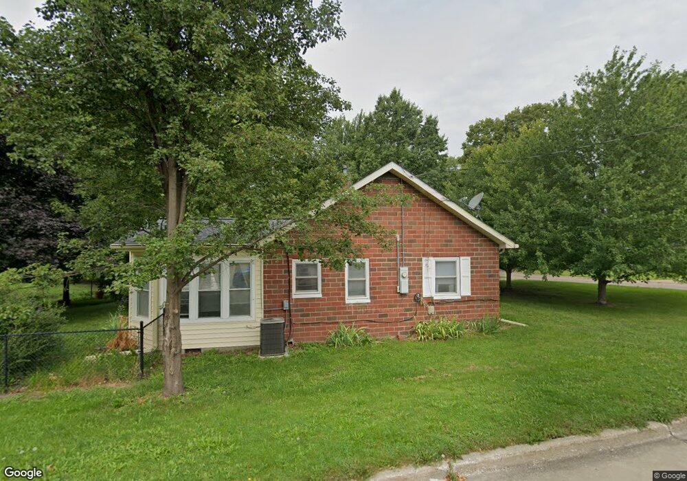 1804 Highview Dr, Des Moines, IA 50315 - photo 1