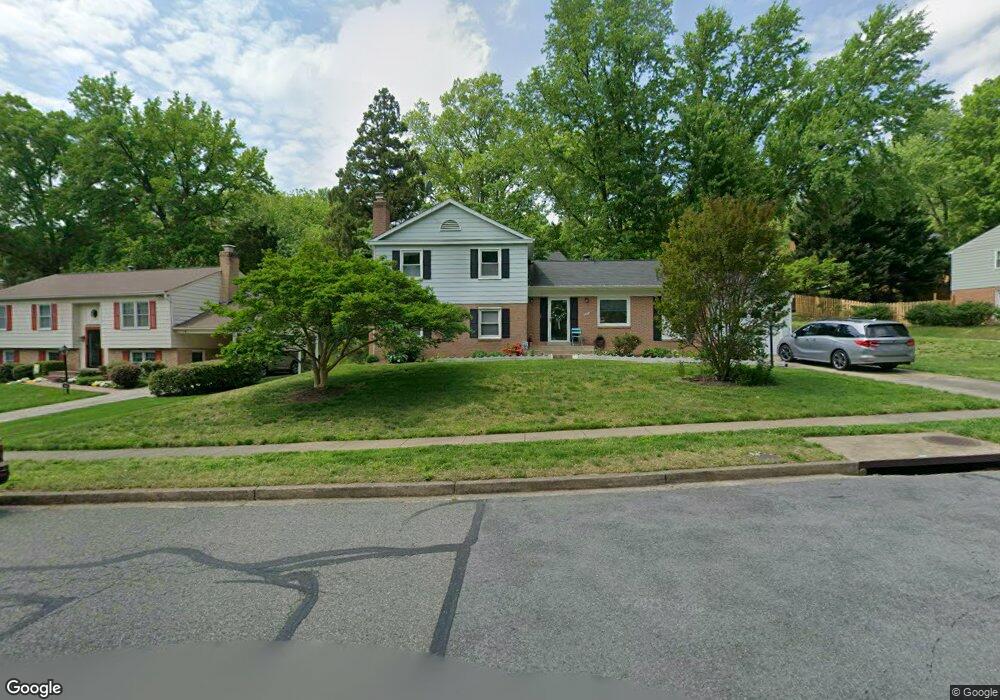 6830 Stoneybrooke Ln, Alexandria, VA 22306 - photo 1