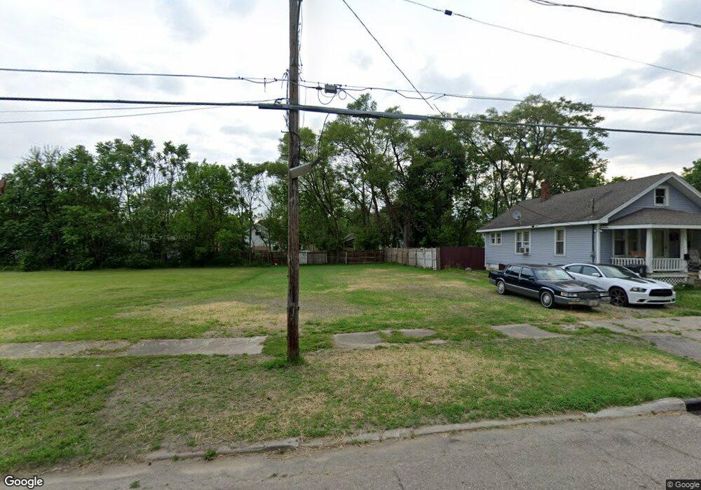 1629 Belle Ave, Flint, MI 48506 - photo 1