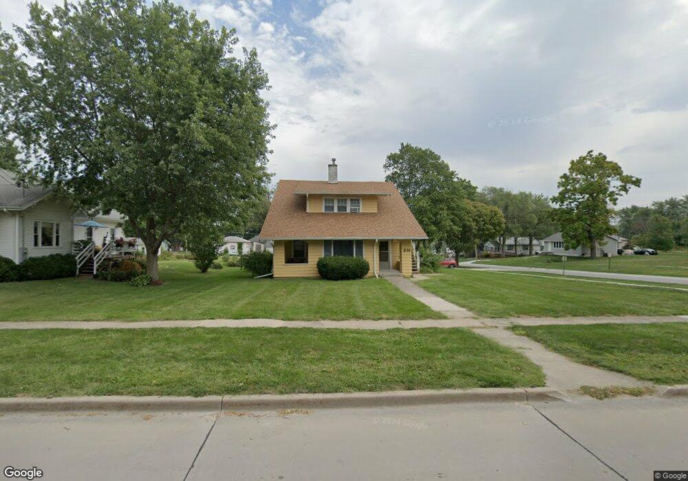 231 S Adams St, Osceola, IA 50213 - photo 1