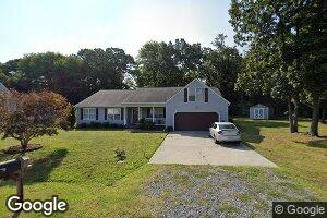 7786 Laurie Ln, Gloucester Point, VA 23062