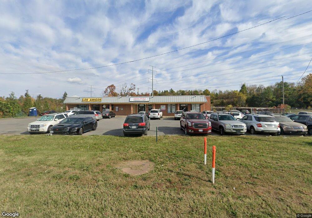 43112 John Mosby Hwy, Chantilly, VA 20152 - photo 1