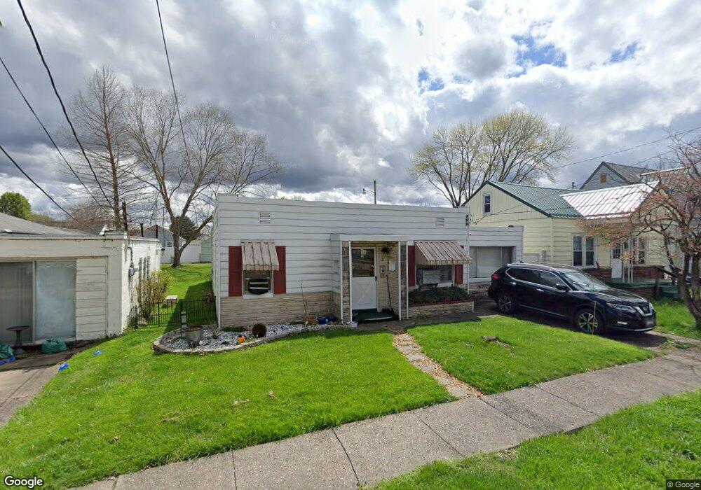 426 18th St, Dunbar, WV 25064 - photo 1