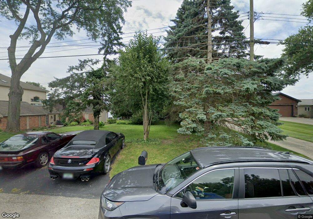 5045 Latimer St, West Bloomfield, MI 48324 - photo 1