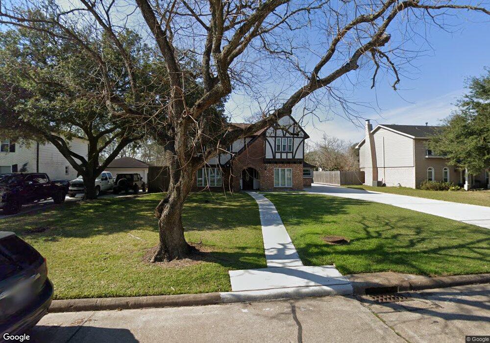 114 Dorado Dr, Friendswood, TX 77546 - photo 1