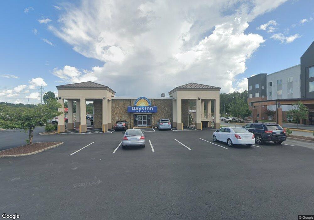 1610 Emmet St N, Charlottesville, VA 22901 - photo 1