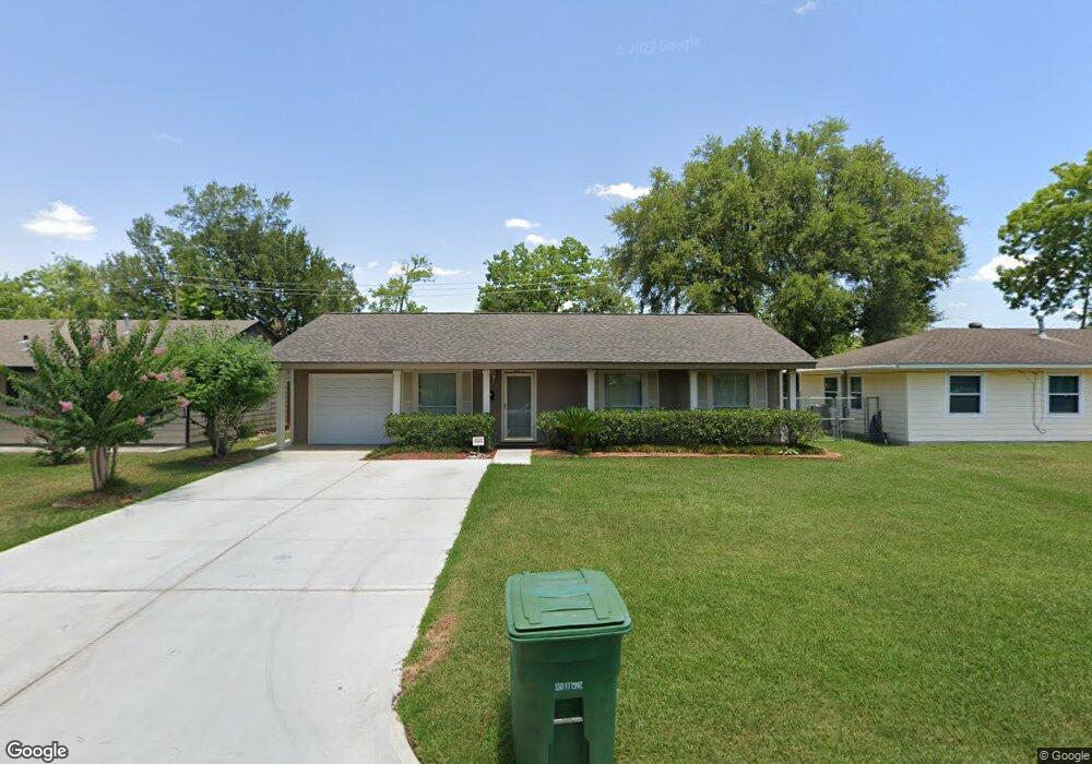 10111 Southport Dr, Houston, TX 77089 - photo 1