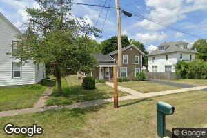 220 S 6th St, Capron, IL 61012