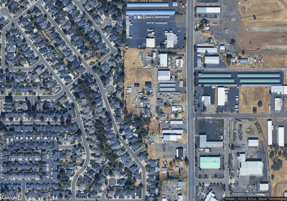 4585 Table Rock Rd, Central Point, OR 97502 - photo 1