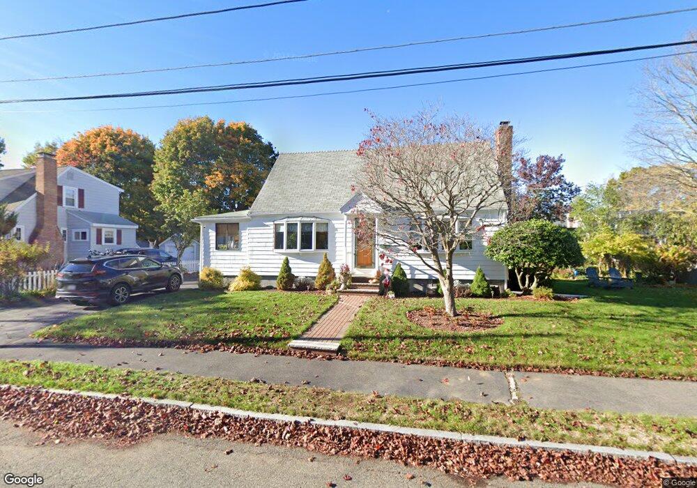 18 Linda Rd, Wakefield, MA 01880 - photo 1