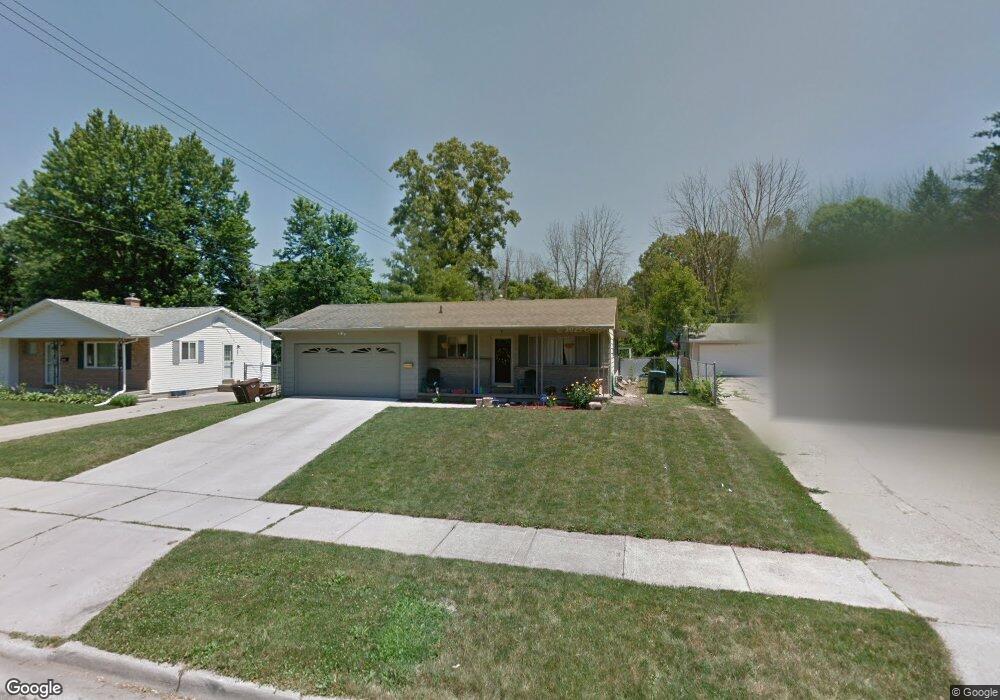 1604 Holly Way, Lansing, MI 48910 - photo 1