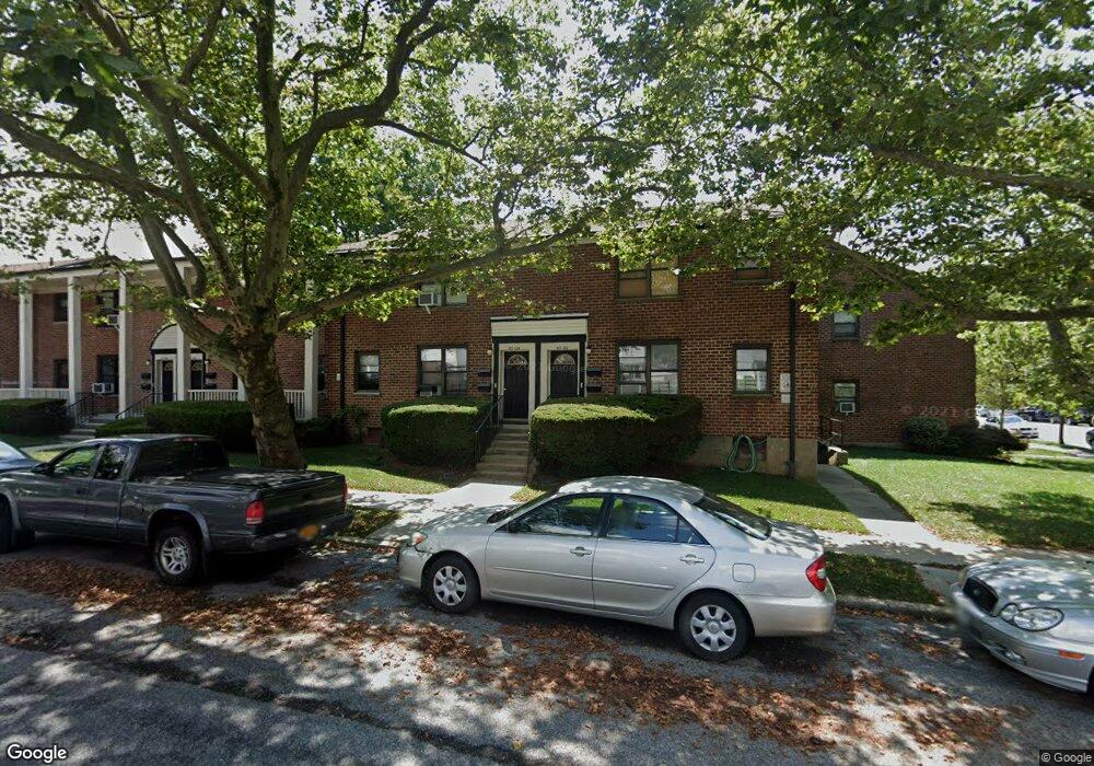 67-02 197th St unit 2nd Fl, Fresh Meadows, NY 11365 - photo 1