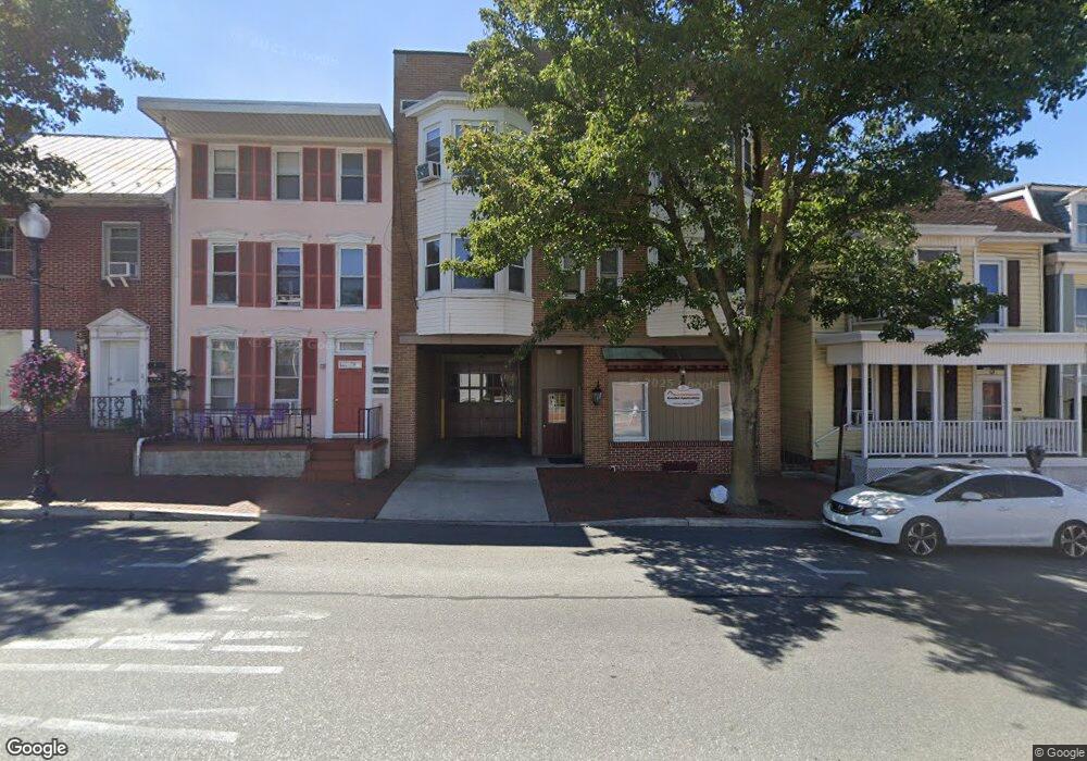 68 E Main St unit 2W, Waynesboro, PA 17268 - photo 1