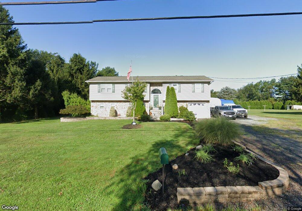 11 Island Rd, Jobstown, NJ 08041 - photo 1