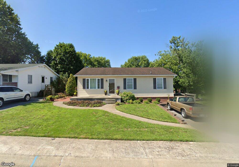 131 Westview Dr, Taneytown, MD 21787 - photo 1