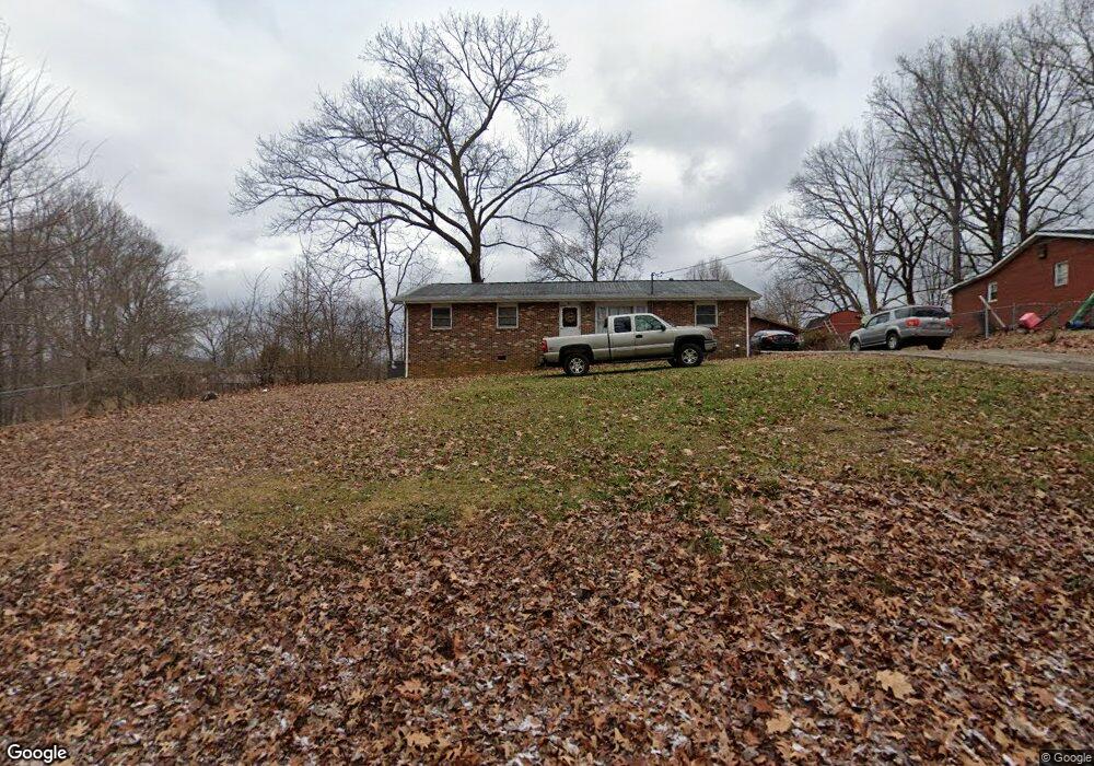 185 Dosser Ln, Johnson City, TN 37601 - photo 1