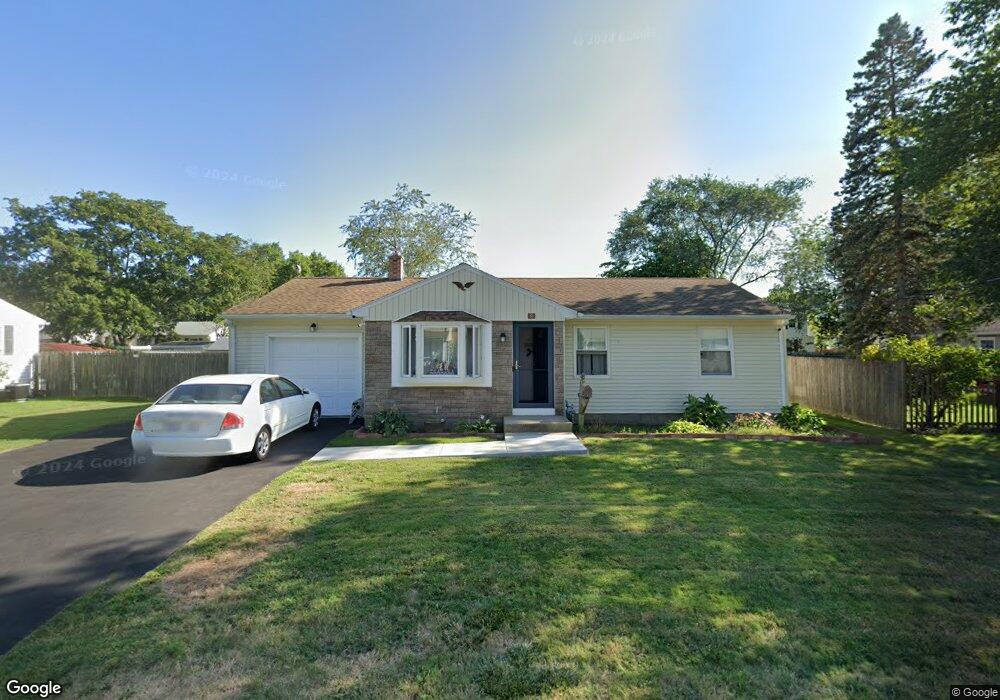 31 Grassy Plain Rd, Riverside, RI 02915 - photo 1