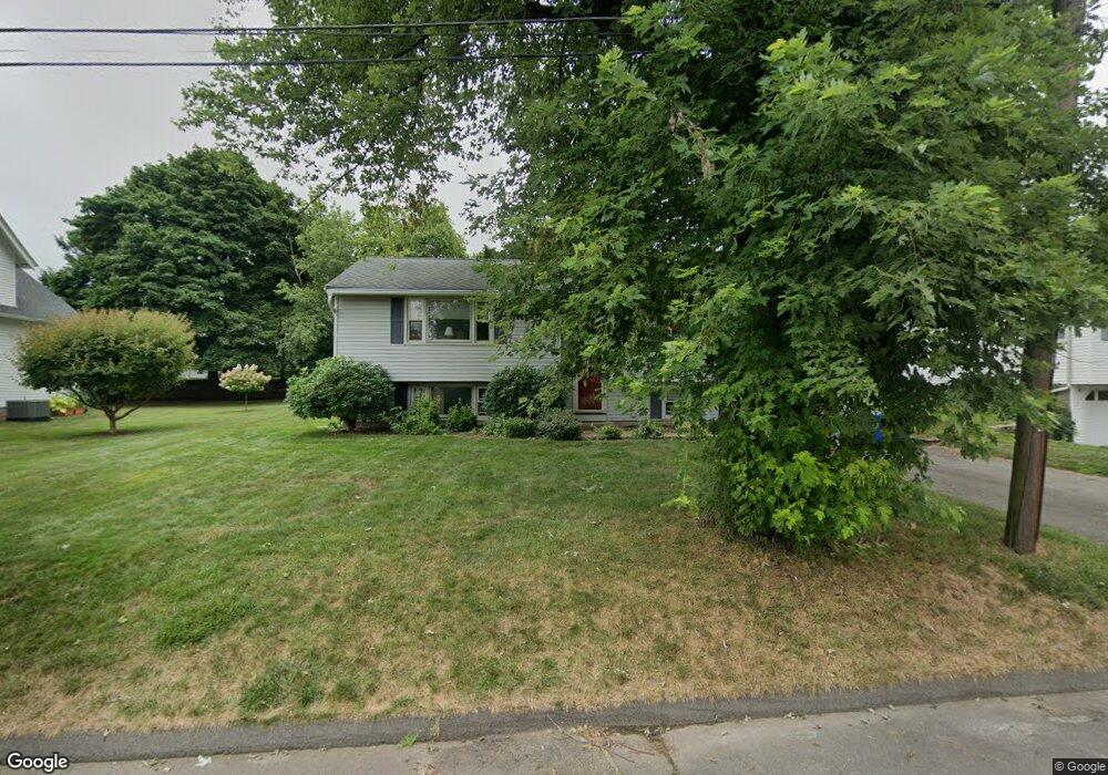 58 Berkeley Place, Newington, CT 06111 - photo 1