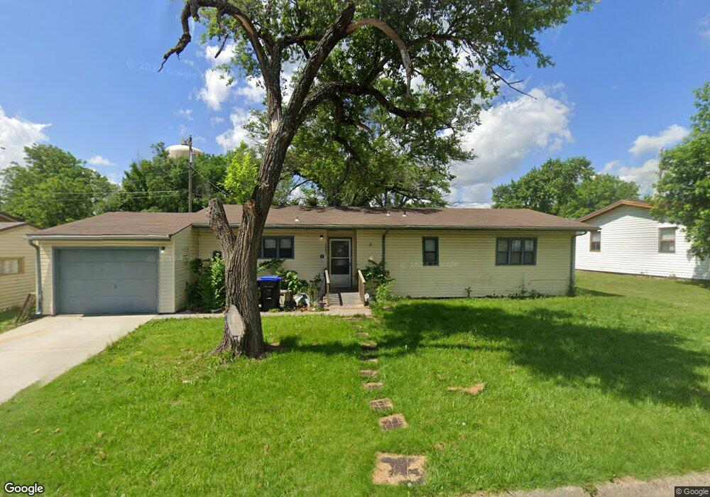 6803 SW Windsong Dr, Topeka, KS 66619 - photo 1