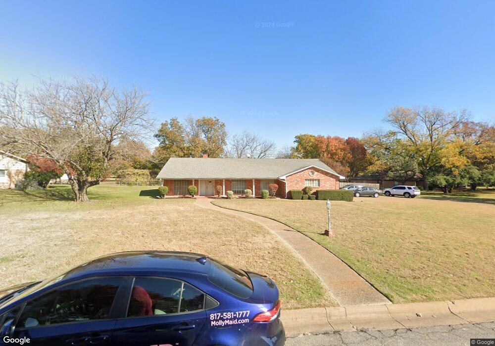 6400 Sunnybrook Dr, North Richland Hills, TX 76182 - photo 1