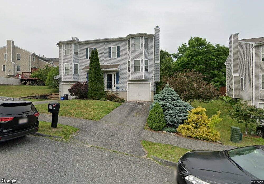 52 Nutmeg Dr unit N/A, Worcester, MA 01603 - photo 1