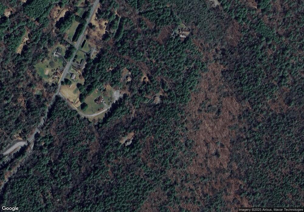 200 Cliff Ct, Milford, PA 18337 - photo 1