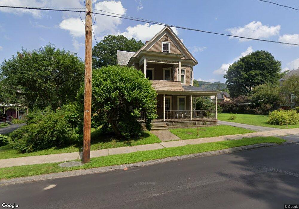 24 Pine St, Bellows Falls, VT 05101 - photo 1