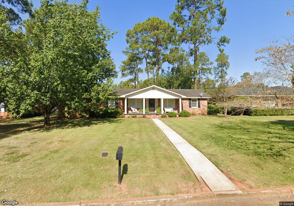 2113 Lullwater Rd, Albany, GA 31707 - photo 1