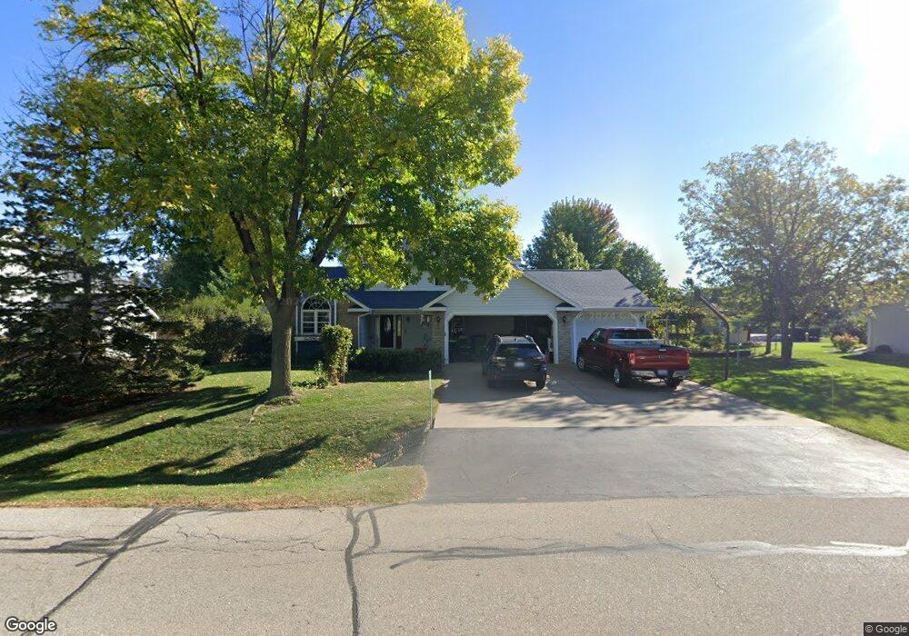 N9652 Noe Rd, Appleton, WI 54915 - photo 1